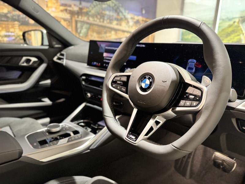  BMW 2 SERIES 220i M Sport Pro 2dr Step Auto 5609240