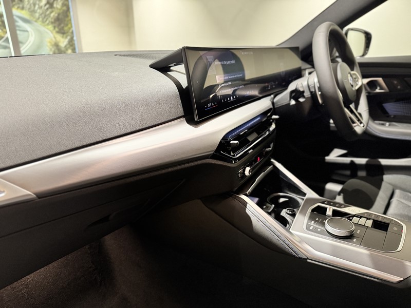  BMW 2 SERIES 220i M Sport Pro 2dr Step Auto 5609241
