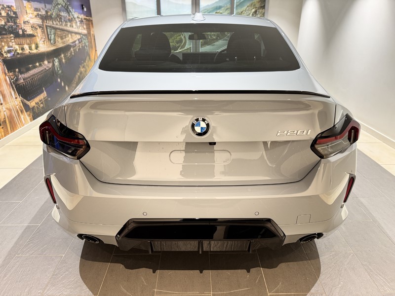  BMW 2 SERIES 220i M Sport Pro 2dr Step Auto 5609249