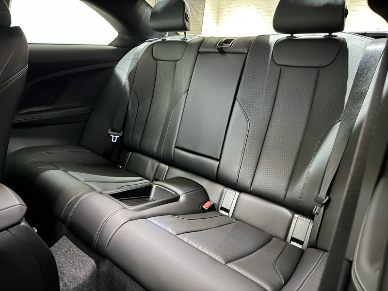  BMW 2 SERIES 220i M Sport 2dr Step Auto 5615639