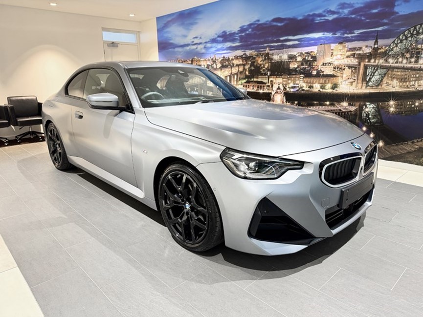 BMW 2 SERIES