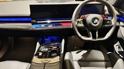 BMW M5 4dr DCT 5615094