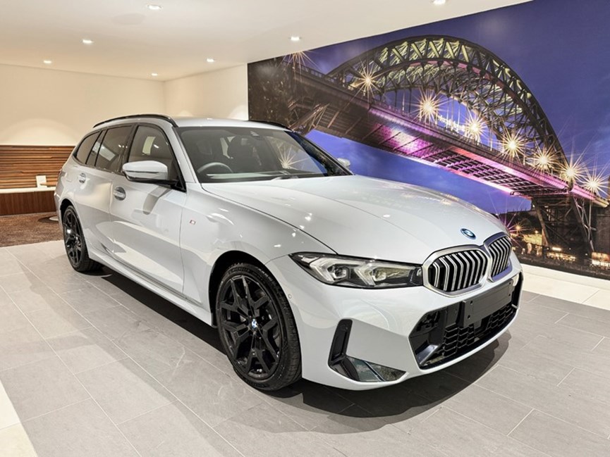 BMW 3 SERIES