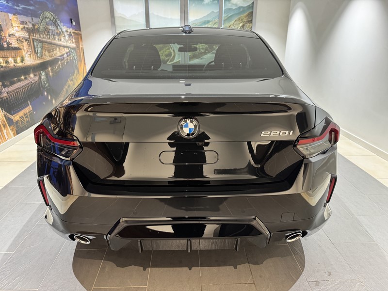  BMW 2 SERIES 220i M Sport 2dr Step Auto 5726984