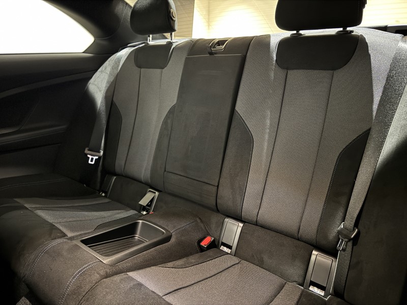  BMW 2 SERIES 220i M Sport 2dr Step Auto 5726981