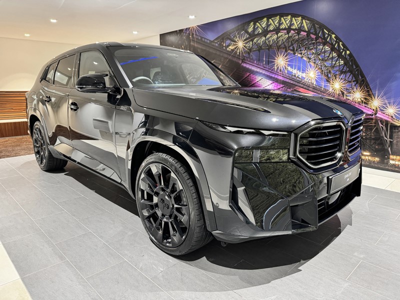 BMW XM