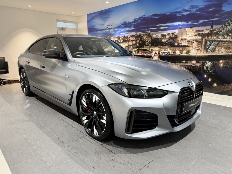 BMW 4 SERIES