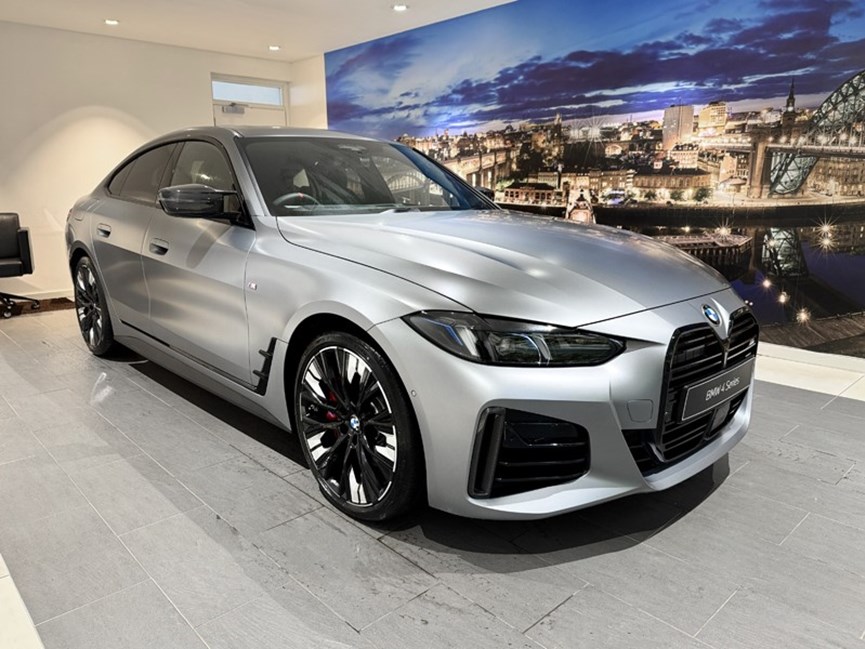 BMW 4 SERIES