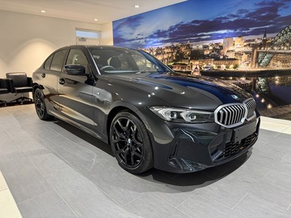 BMW 3 SERIES 320i M Sport 4dr Step Auto
