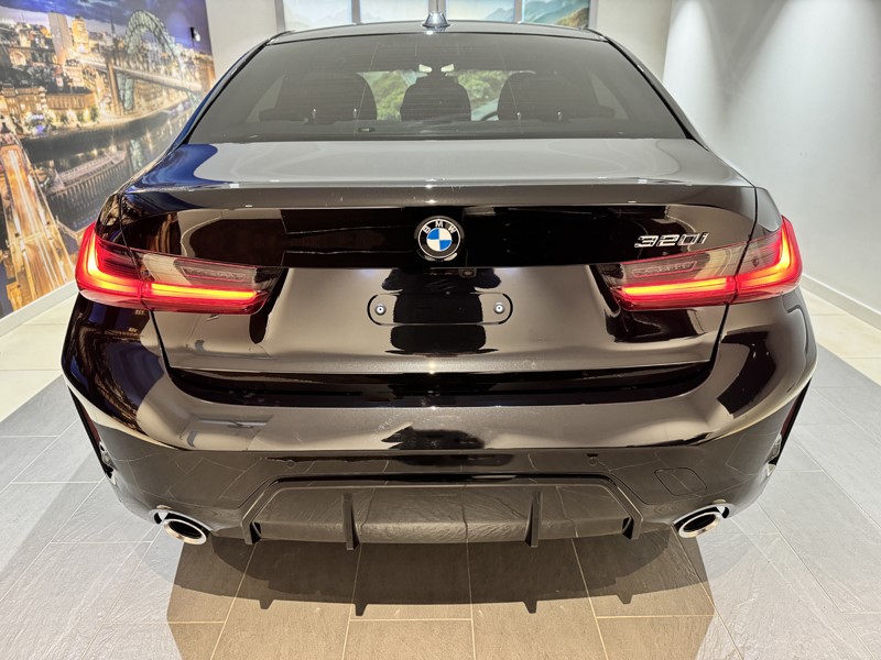  BMW 3 SERIES 320i M Sport 4dr Step Auto 5767814
