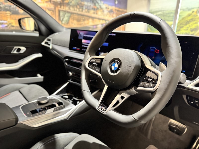  BMW 3 SERIES 320i M Sport 4dr Step Auto 5767805