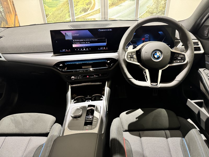  BMW 3 SERIES 330e M Sport 4dr Step Auto 5790353