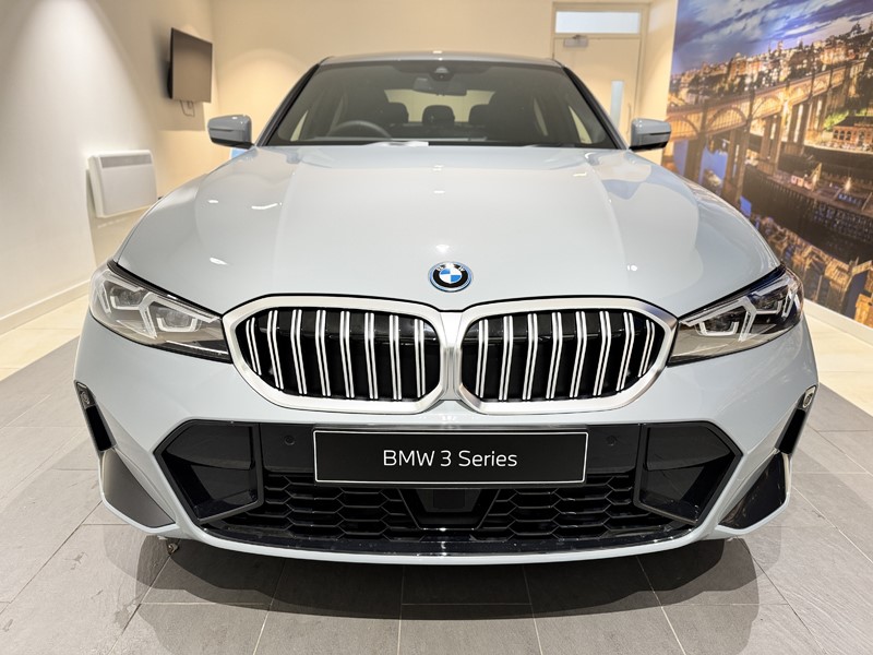  BMW 3 SERIES 330e M Sport 4dr Step Auto 5788876
