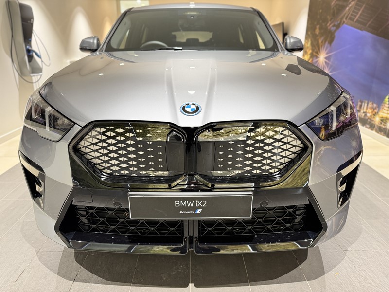  BMW iX2 150kW eDrive20 Shadow Edition 65kWh 5dr Auto 5908384