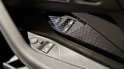 BMW 2 SERIES 220i M Sport Pro 2dr Step Auto 5917942