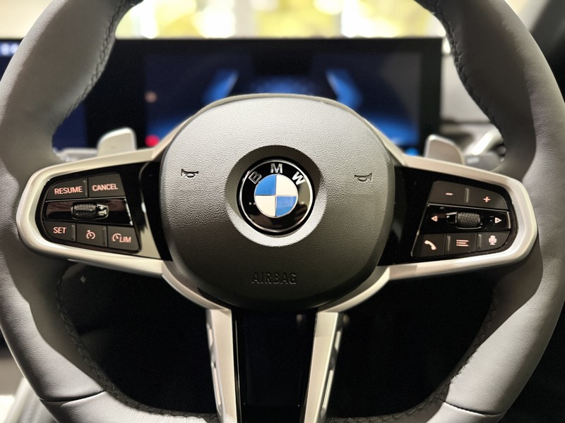  BMW 2 SERIES 220i M Sport Pro 2dr Step Auto 5917939