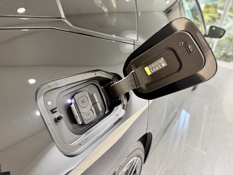  BMW iX 300kW xDrive45 M Sport 101kWh 5dr Auto [Pro Pack] 5901347