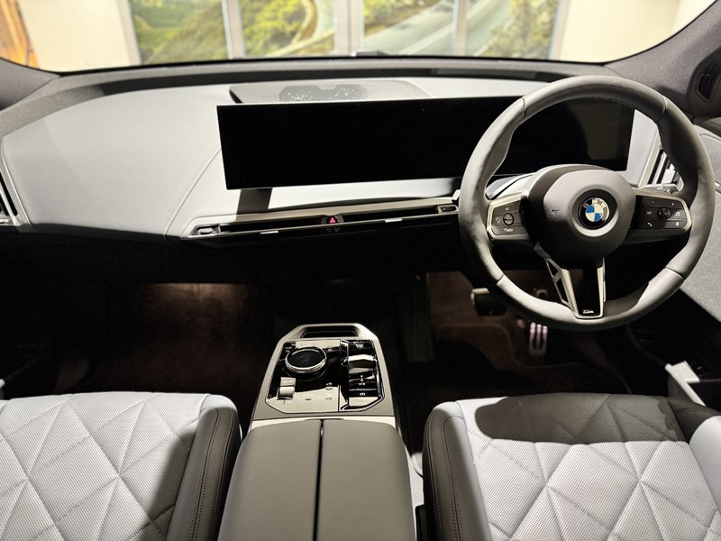  BMW iX 300kW xDrive45 M Sport 101kWh 5dr Auto [Pro Pack] 5901327