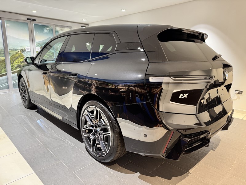  BMW iX 300kW xDrive45 M Sport 101kWh 5dr Auto [Pro Pack] 5901326