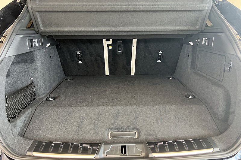  JAGUAR F-PACE 2.0 P400e R-Dynamic HSE Black 5dr Auto AWD 3185601