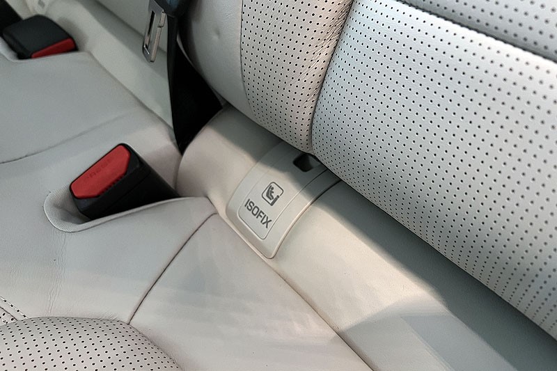  JAGUAR F-PACE 2.0 P400e R-Dynamic HSE Black 5dr Auto AWD 3185599