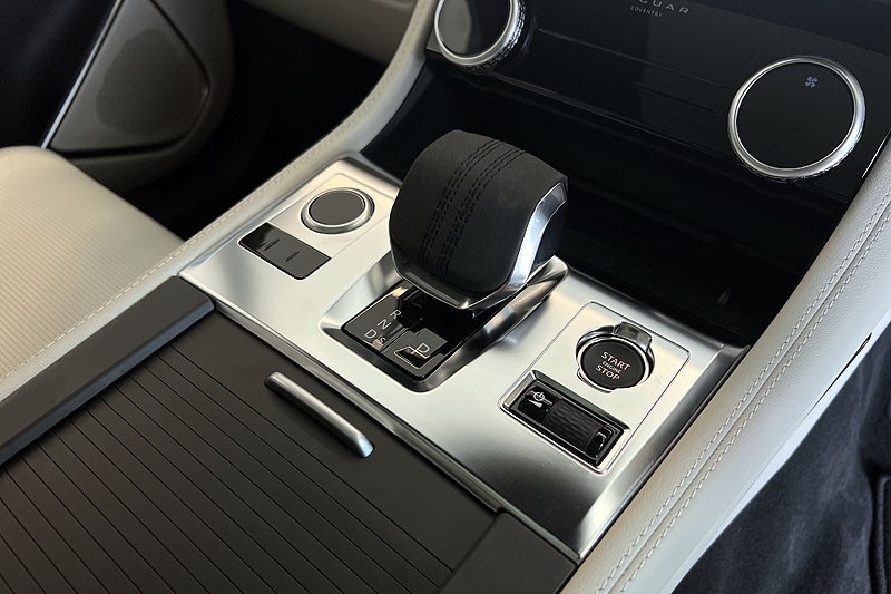  JAGUAR F-PACE 2.0 P400e R-Dynamic HSE Black 5dr Auto AWD 3185594