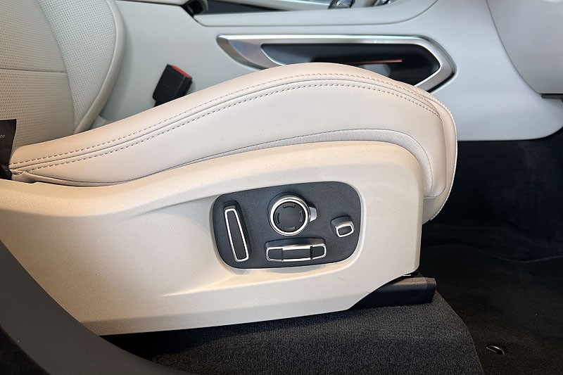  JAGUAR F-PACE 2.0 P400e R-Dynamic HSE Black 5dr Auto AWD 3185592