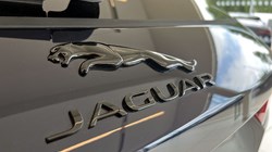 JAGUAR F-PACE 2.0 P400e R-Dynamic HSE Black 5dr Auto AWD 3185586