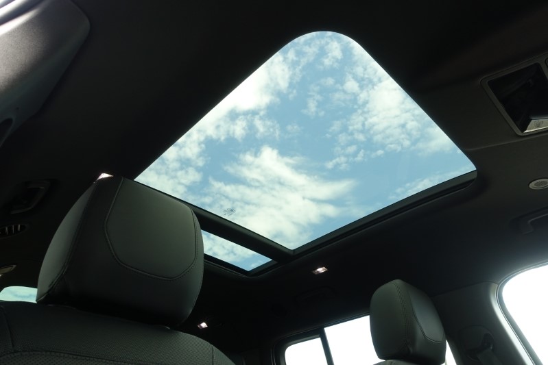  LAND ROVER DEFENDER 3.0 D300 Outbound 130 5dr Auto 3282241