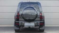 LAND ROVER DEFENDER 3.0 D300 Outbound 130 5dr Auto 3282215
