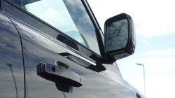 LAND ROVER DEFENDER 3.0 D300 Outbound 130 5dr Auto 3282265