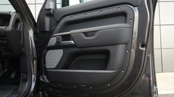 LAND ROVER DEFENDER 3.0 D300 Outbound 130 5dr Auto 3282244