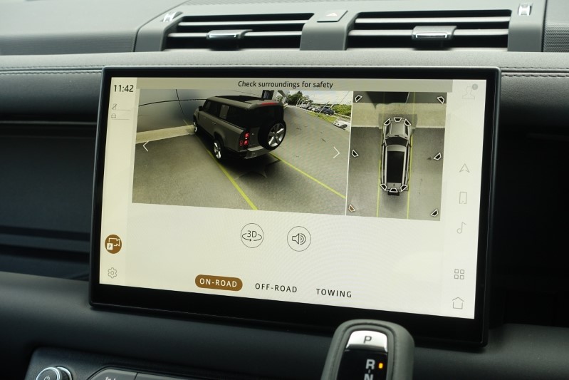  LAND ROVER DEFENDER 3.0 D300 Outbound 130 5dr Auto 3282229