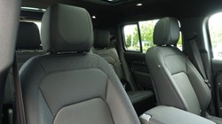 LAND ROVER DEFENDER 3.0 D300 Outbound 130 5dr Auto 3282240