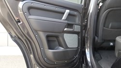 LAND ROVER DEFENDER 3.0 D300 Outbound 130 5dr Auto 3282255