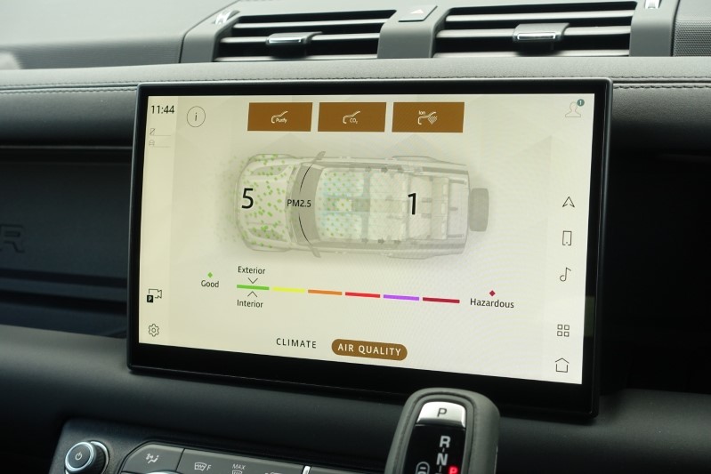  LAND ROVER DEFENDER 3.0 D300 Outbound 130 5dr Auto 3282234