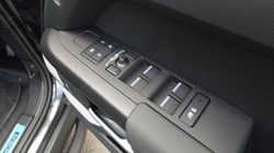 LAND ROVER DEFENDER 3.0 D300 Outbound 130 5dr Auto 3282246