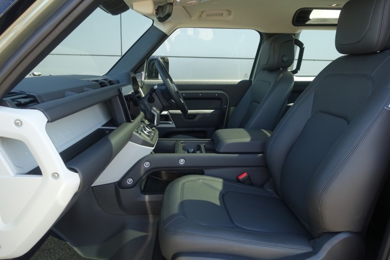  LAND ROVER DEFENDER 3.0 D250 HSE 90 3dr Auto 3278644