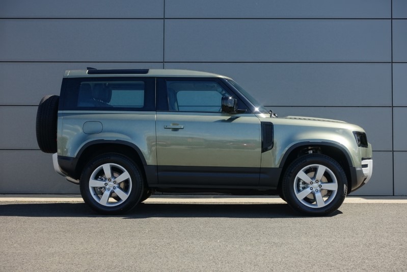  LAND ROVER DEFENDER 3.0 D250 HSE 90 3dr Auto 3278646