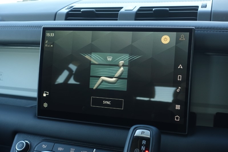  LAND ROVER DEFENDER 3.0 D250 HSE 90 3dr Auto 3278663