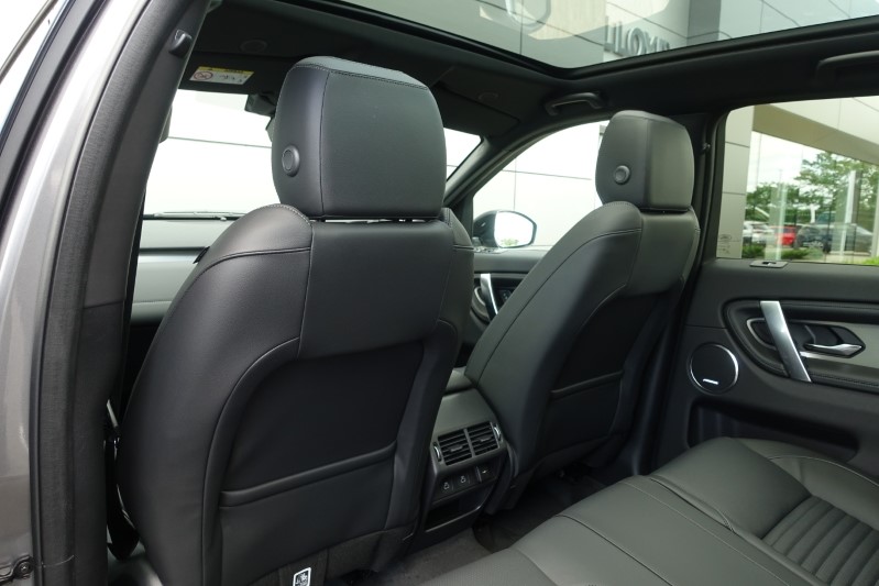 2024 (74) LAND ROVER DISCOVERY SPORT 1.5 P300e Dynamic SE 5dr Auto [5 Seat] 3340928