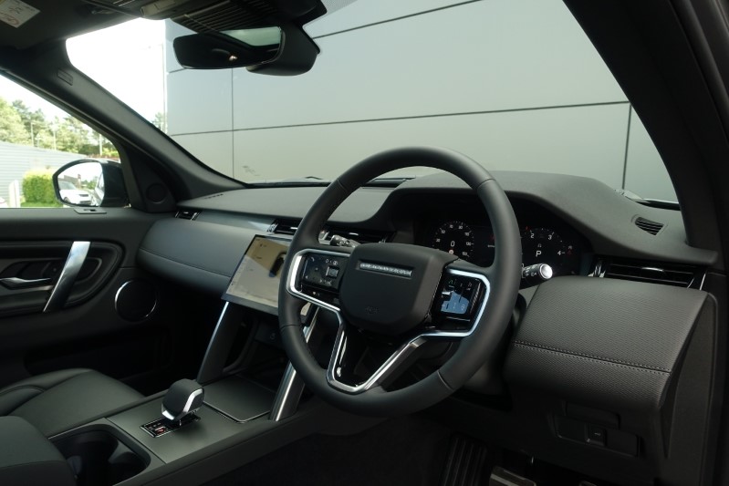 2024 (74) LAND ROVER DISCOVERY SPORT 1.5 P300e Dynamic SE 5dr Auto [5 Seat] 3340913