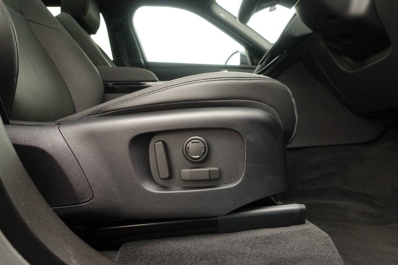 2024 (74) LAND ROVER RANGE ROVER VELAR 2.0 D200 MHEV Dynamic SE 5dr Auto 3422835