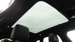 2024 (74) LAND ROVER RANGE ROVER VELAR 2.0 D200 MHEV Dynamic SE 5dr Auto 3422834