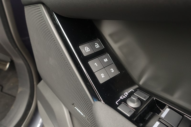 2024 (74) LAND ROVER RANGE ROVER VELAR 2.0 D200 MHEV Dynamic SE 5dr Auto 3422838