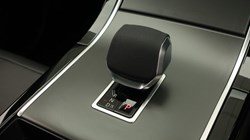 2024 (74) LAND ROVER RANGE ROVER VELAR 2.0 D200 MHEV Dynamic SE 5dr Auto 3422831