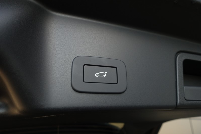  LAND ROVER RANGE ROVER EVOQUE 2.0 D200 Dynamic HSE 5dr Auto 3520126