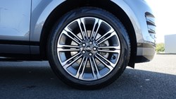 LAND ROVER RANGE ROVER EVOQUE 2.0 D200 Dynamic HSE 5dr Auto 3520095