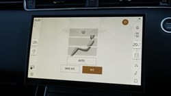 LAND ROVER RANGE ROVER EVOQUE 2.0 D200 Dynamic HSE 5dr Auto 3520110