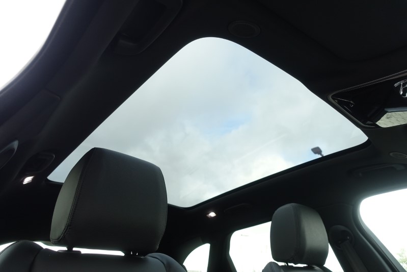  LAND ROVER RANGE ROVER VELAR 2.0 D200 MHEV Dynamic SE 5dr Auto 3946225